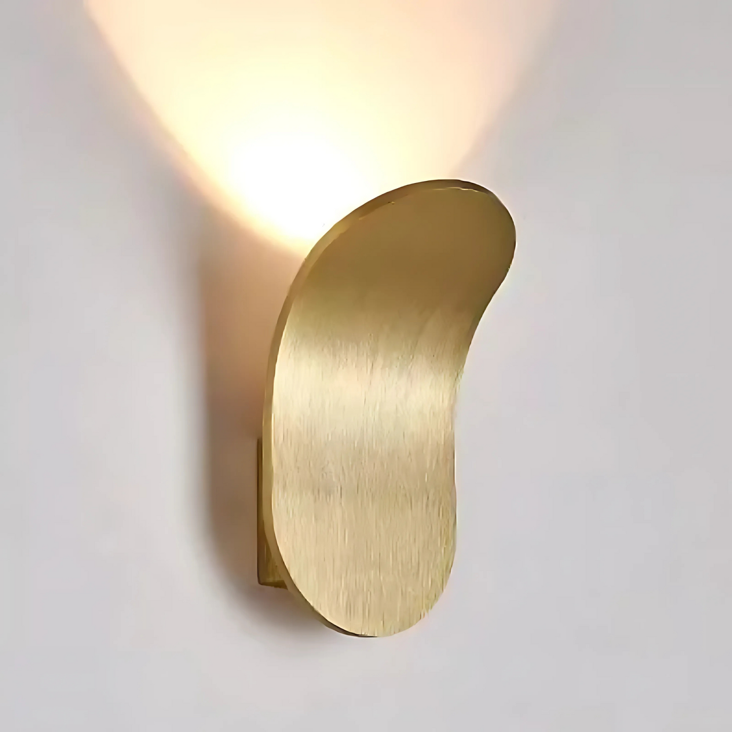 Kallio Wall Light