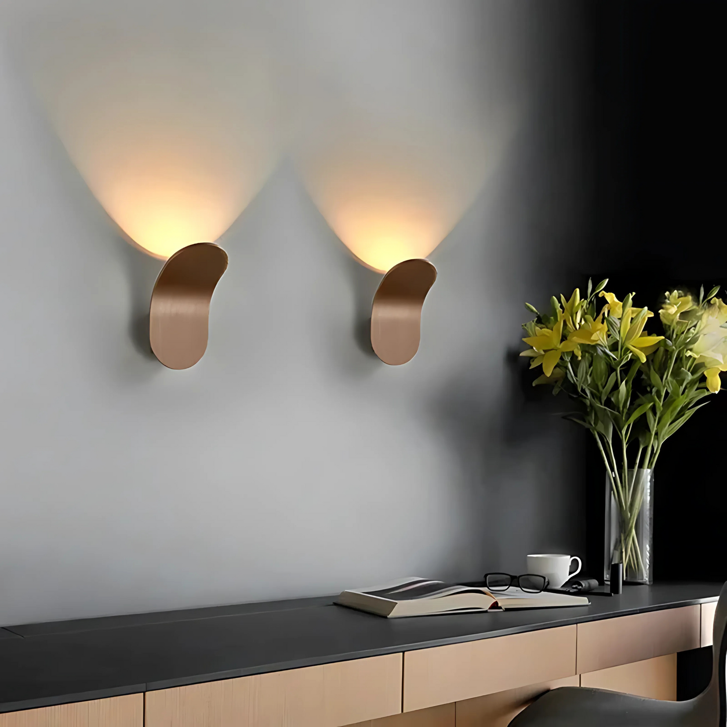 Kallio Wall Light