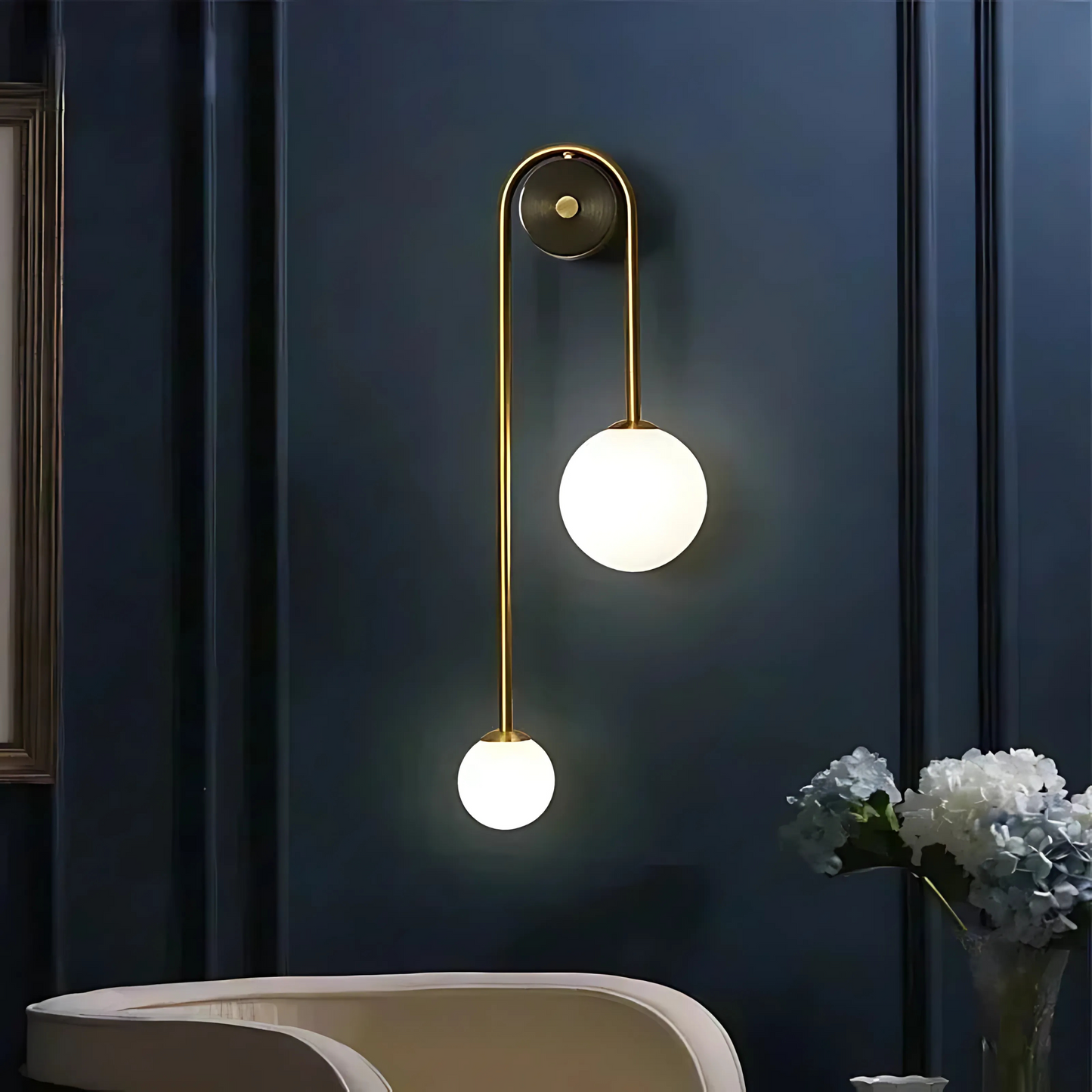 Balanced Wall Light