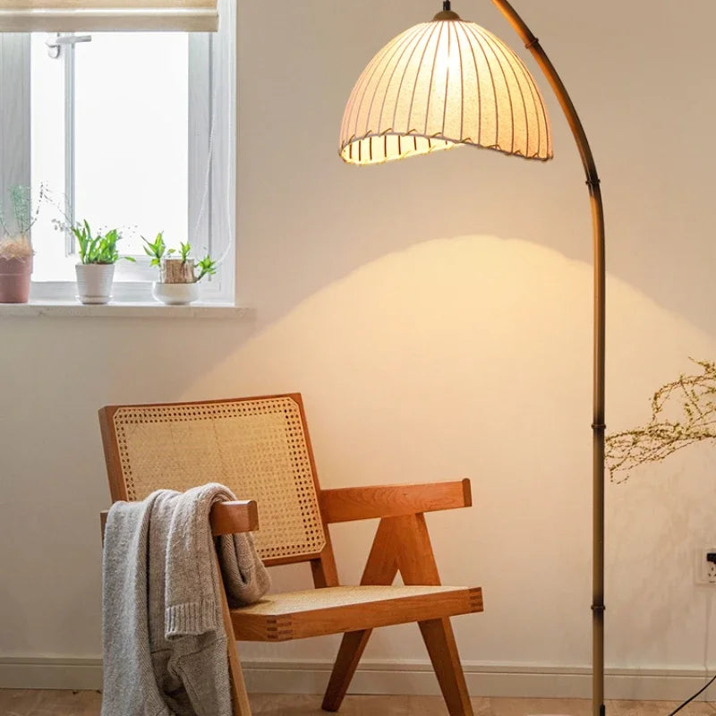 Yuki Arc Floor Lamp