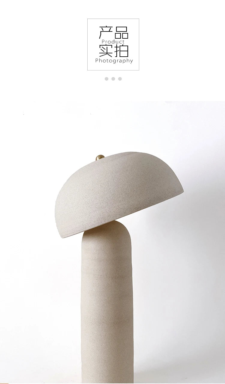 Tera Sculpt Tischlampe